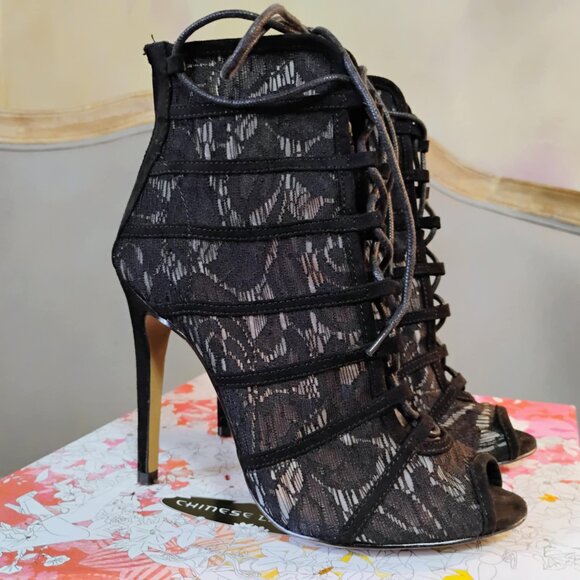 Chinese Laundry "Jingle" lace peep toe stiletto bootie, size 6.5, like new! - Picture 9 of 13